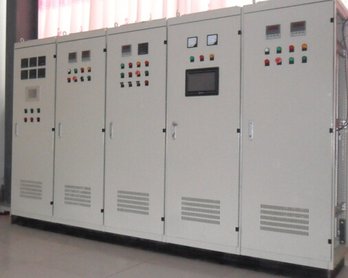 GGD配電柜本著,經(jīng)濟(jì),合理,可靠的原則設(shè)計的